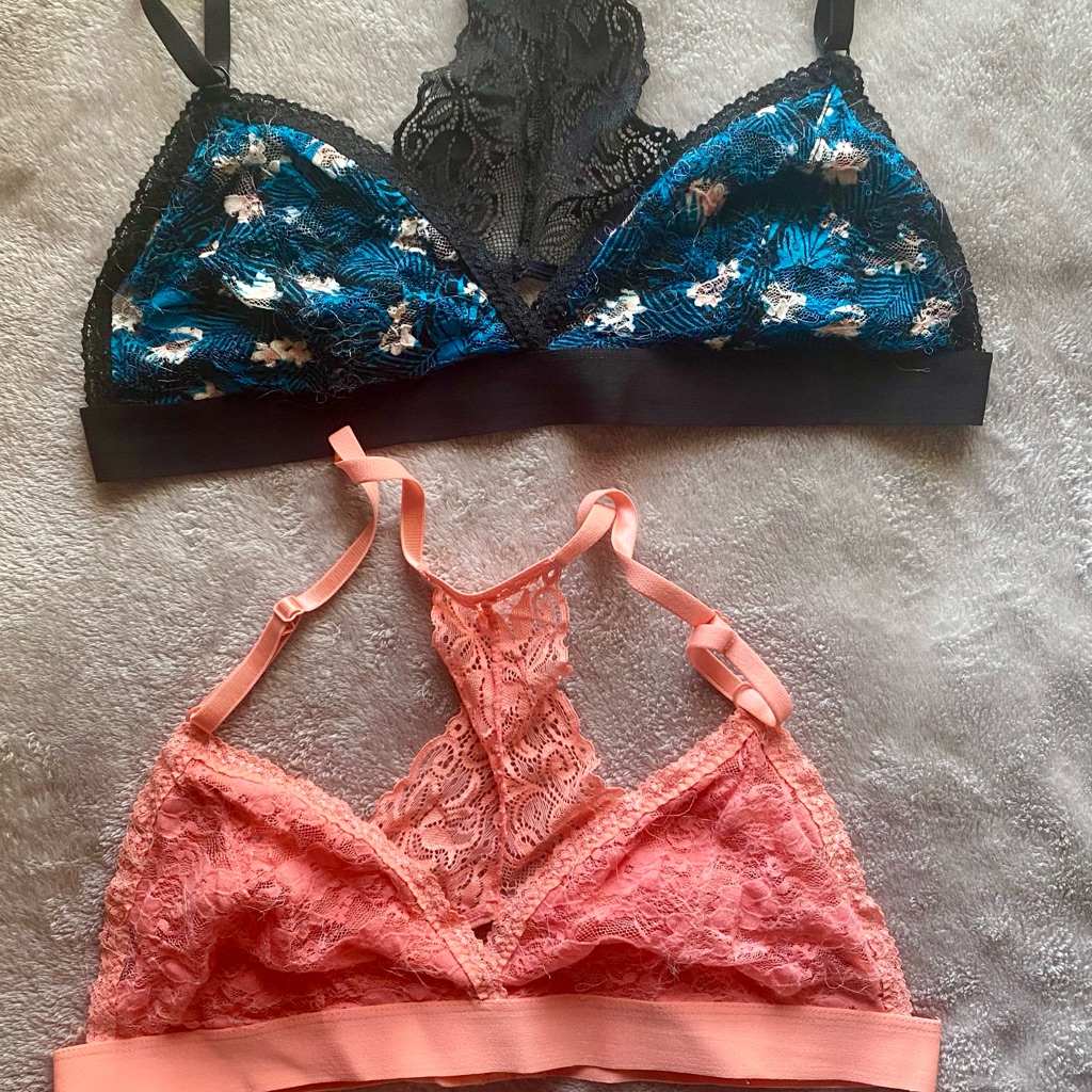 (2) Bralettes